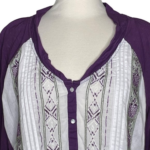 Great Northwest Indigo XL embroidered top purple cream - Picture 2 of 6